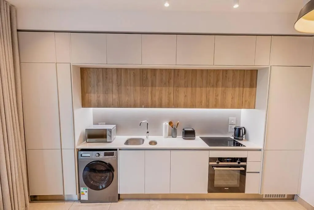 Apartment Luxe With City Vista At The Rubik Cape Town